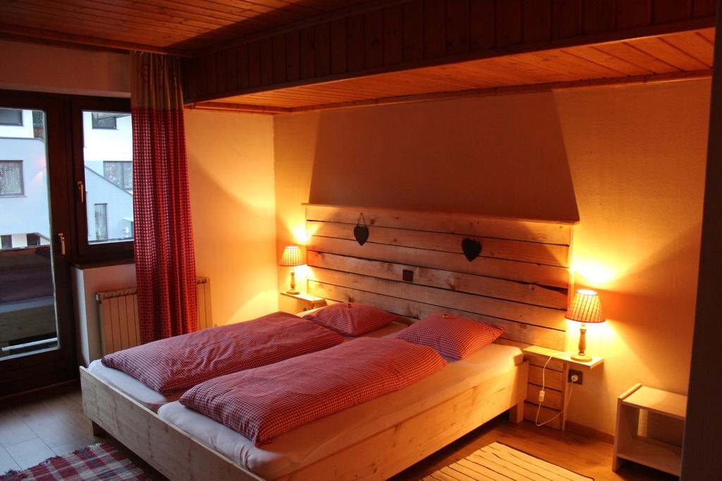 Haus Lena Apartment ซังคท์มาร์ทิน เบ โลเฟอร์ ภายนอก รูปภาพ